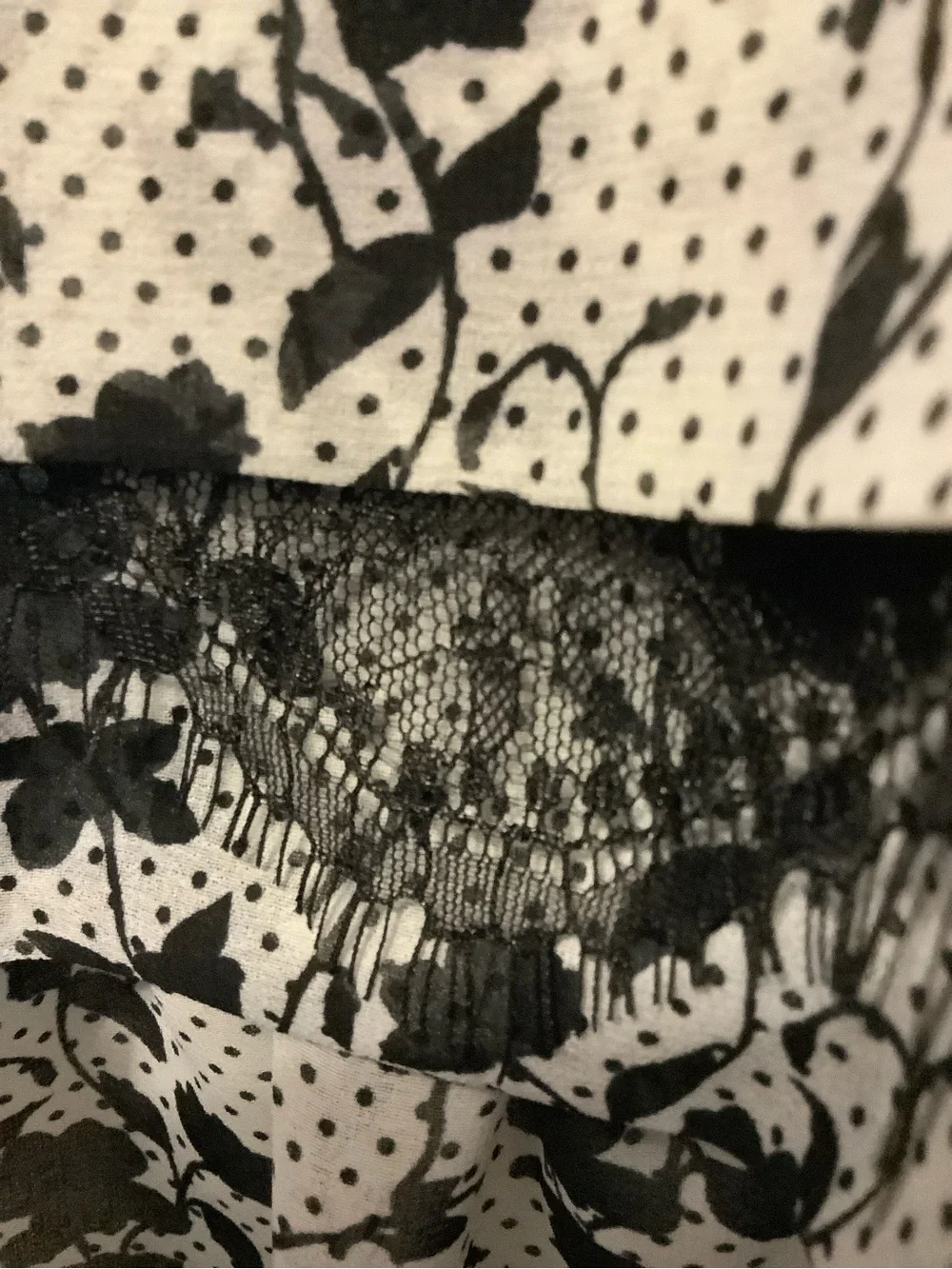Cabi Black & White Floral Polka Dot Layered Tunic Blouse XL Lace Hem Boho Chic - Picture 5 of 10